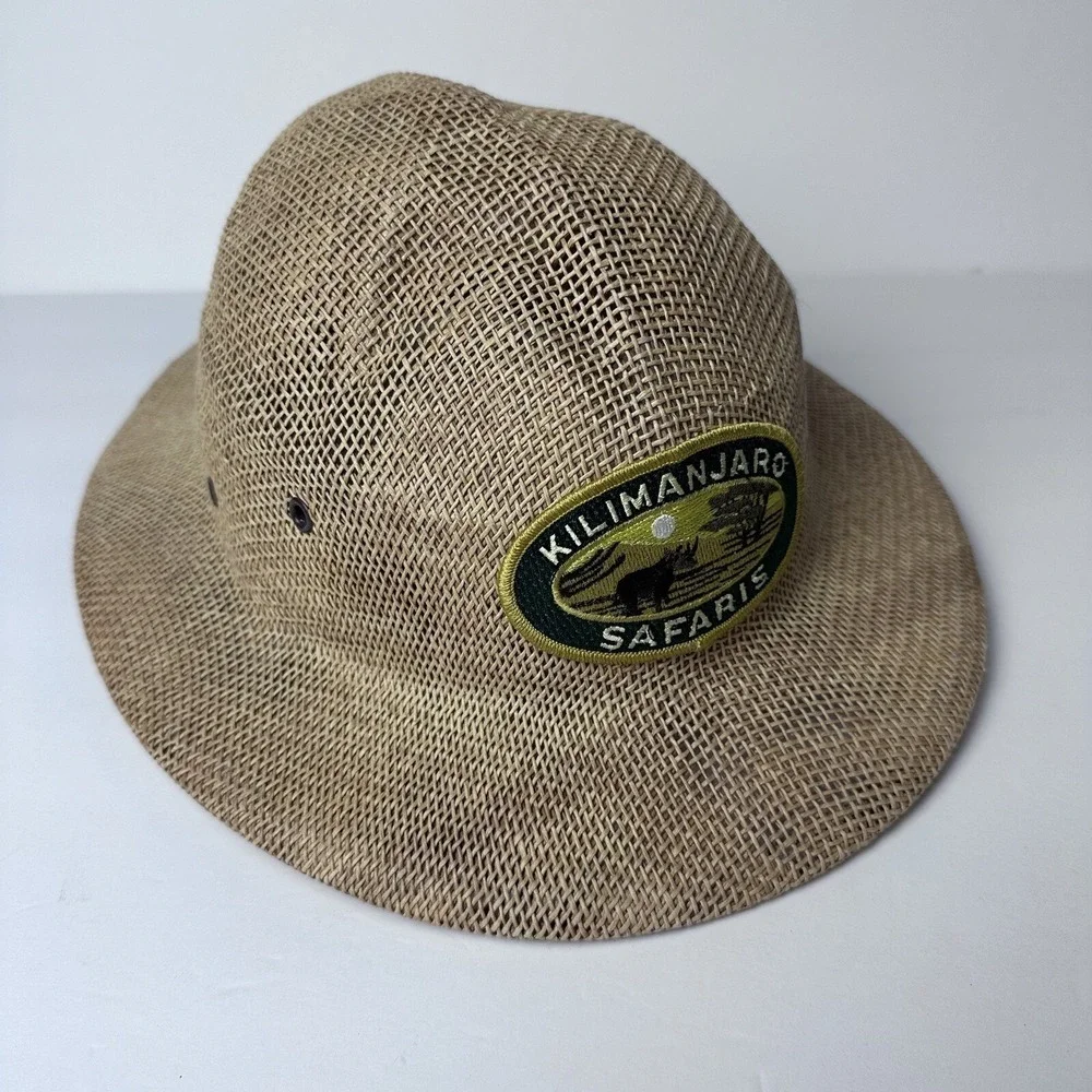 Walt Disney Attractions  Animal Kingdom Kilimanjaro Safaris Hat. Adjustable.